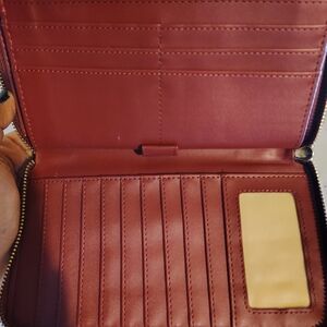 Elegant Burgundy Women's Wallet